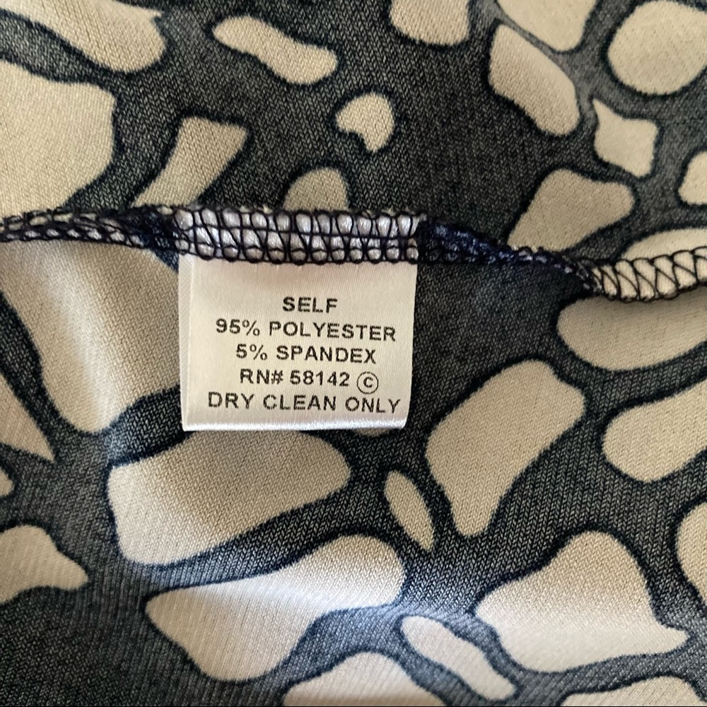 London Times  Geometric Print Wrap Dress 8 - Picture 5 of 5